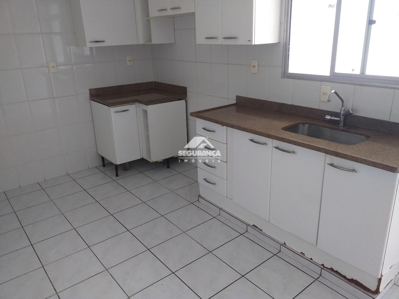 Apartamento à venda no GRA DUQUESA: COZINHA