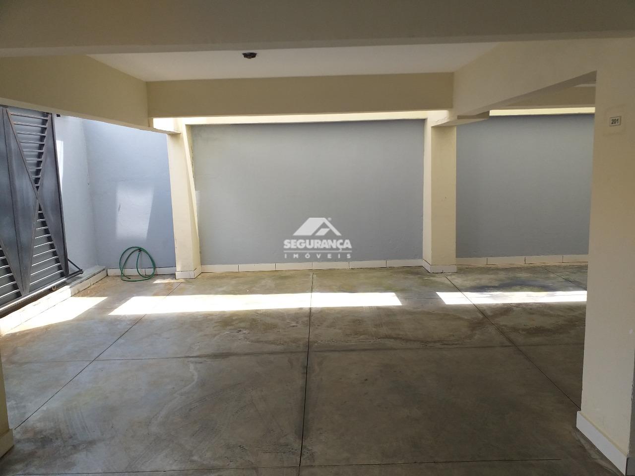 Apartamento à venda no GRA DUQUESA: GARAGEM