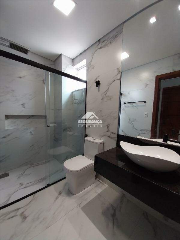 Apartamento para aluguel no Centro: BANHEIRO SUÍTE