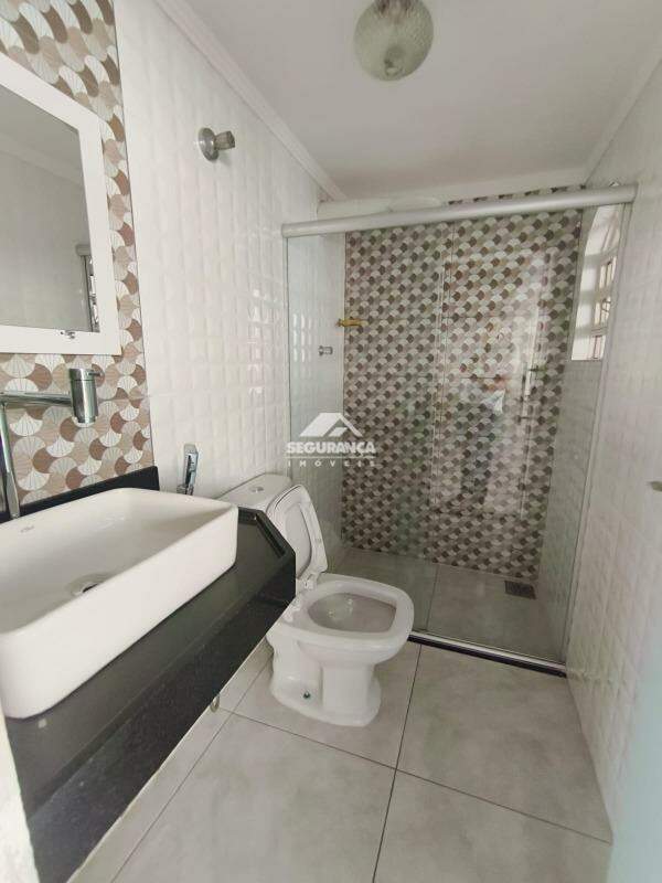 Casa à venda no Lourdes: 