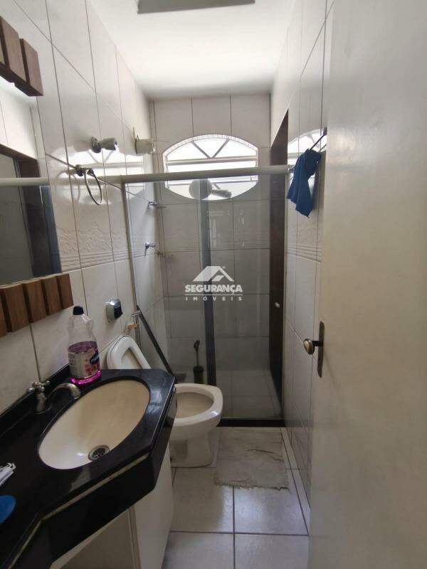 Casa à venda no Lourdes: 