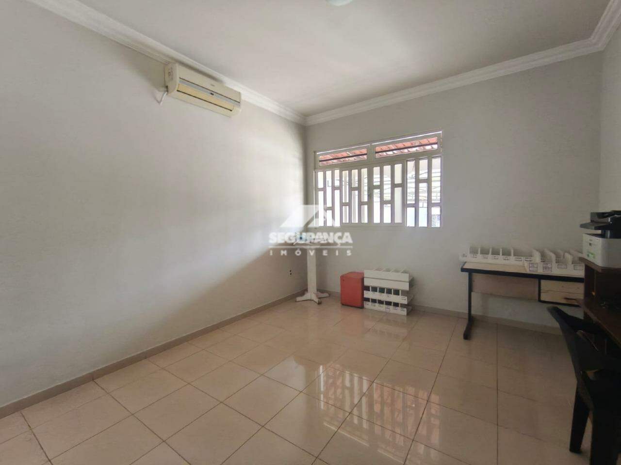 Casa à venda no Lourdes: 