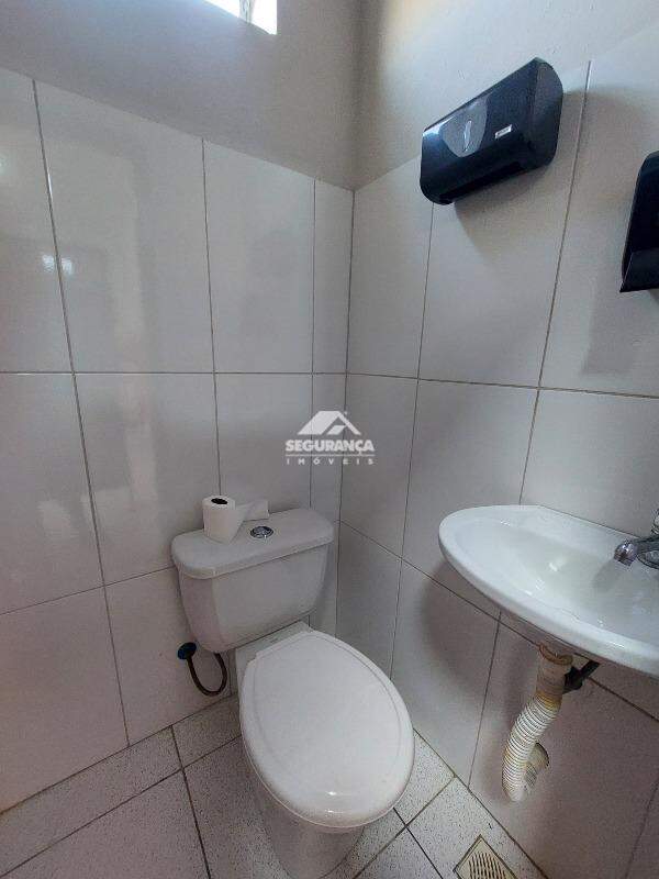 Loja para aluguel no SANTO AGOSTINHO: BANHEIRO MASCULINO