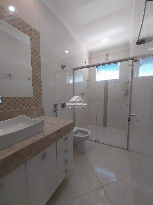 Casa para aluguel no VALE VERDE: BANHEIRO SUÍTE
