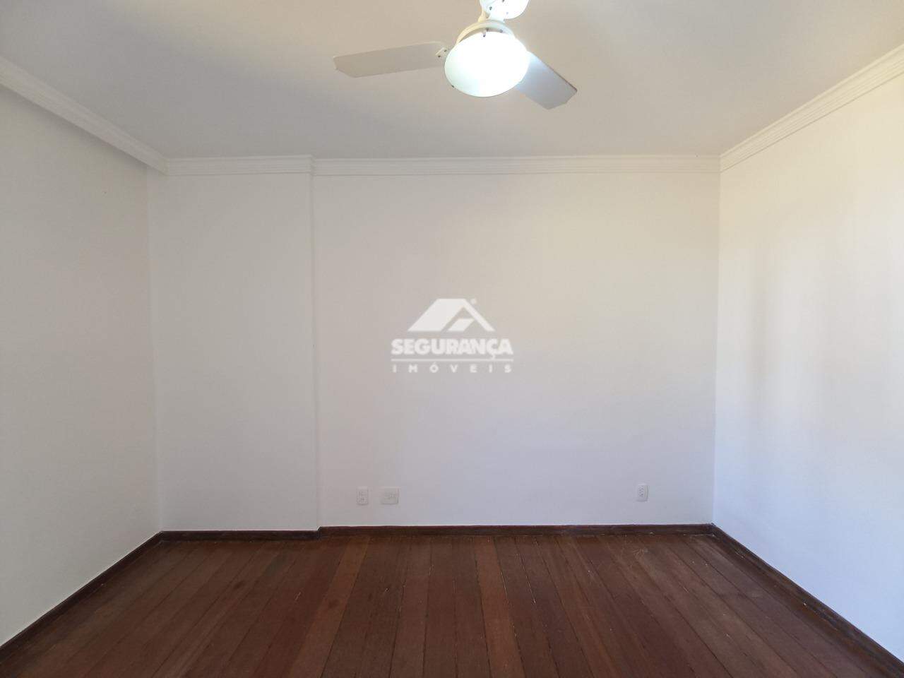 Apartamento à venda no Centro: SUÍTE (1)