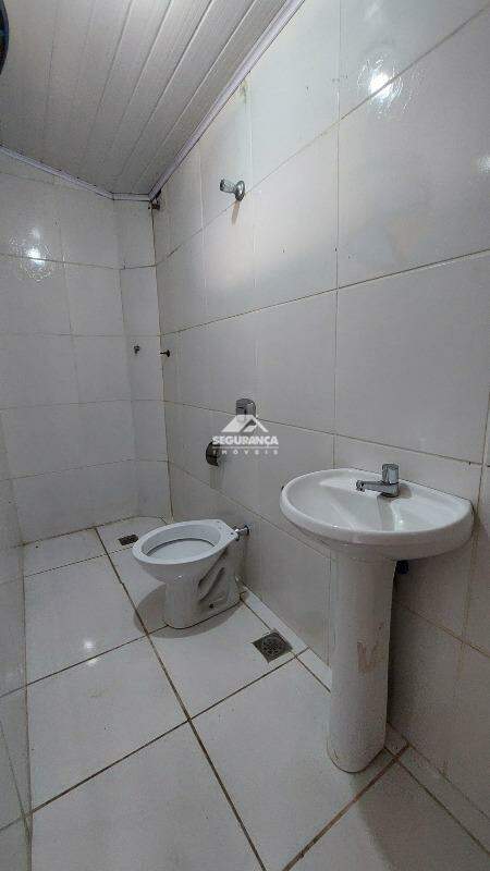 Casa para aluguel no Lourdes: BANHEIRO DCE