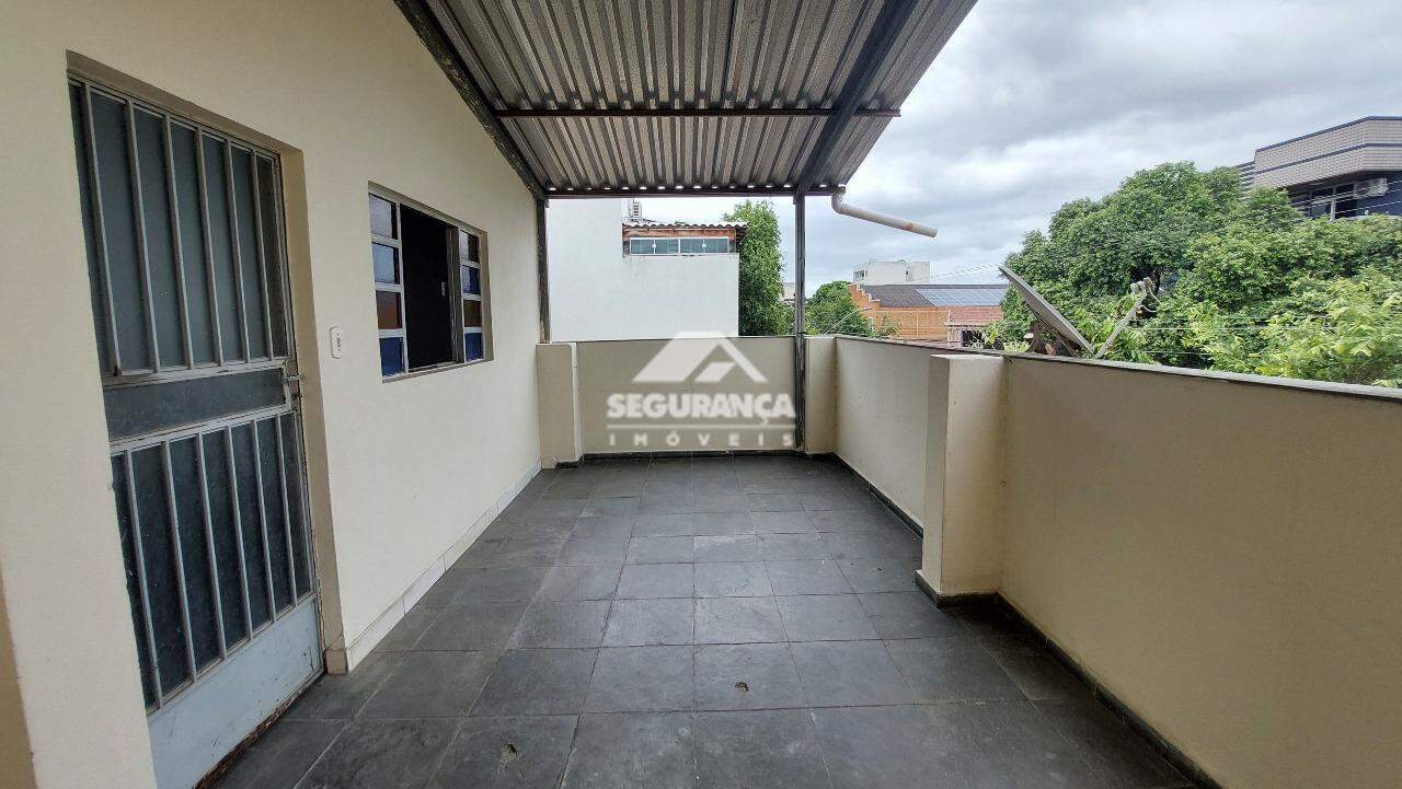 Casa para aluguel no Lourdes: VARANDA