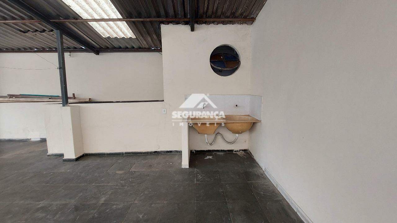 Casa para aluguel no Lourdes: ÁREA DE SERVIÇO
