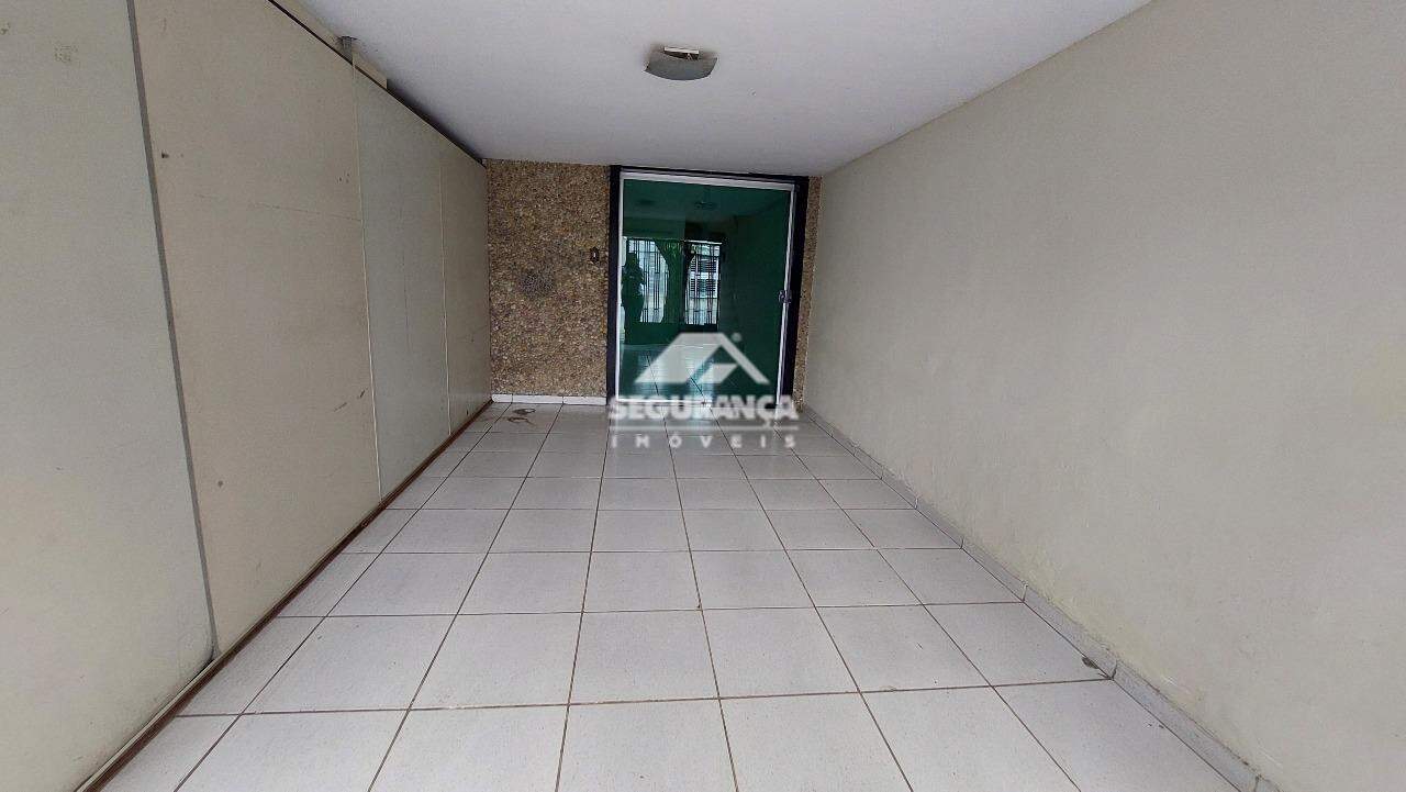 Casa para aluguel no Lourdes: GARAGEM