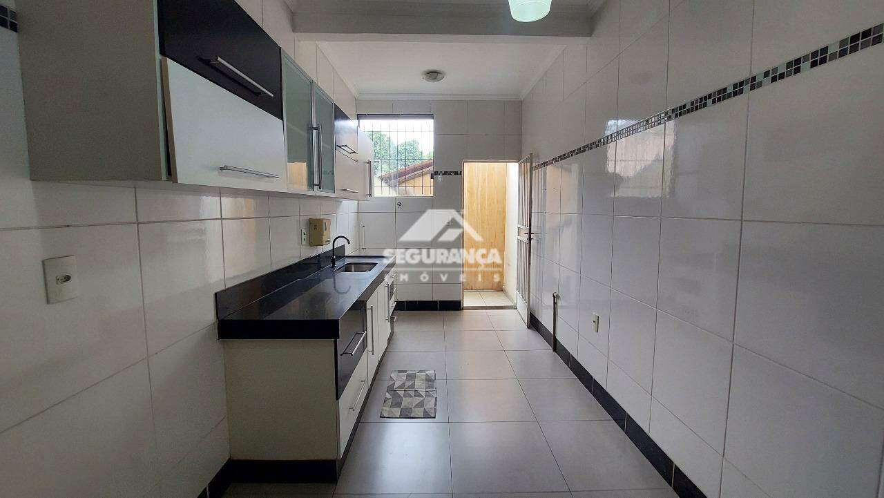 Casa para aluguel no Lourdes: COZINHA