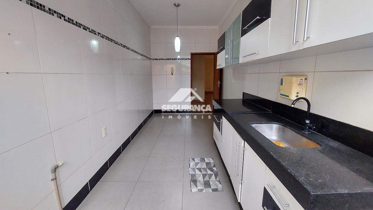 Casa para aluguel no Lourdes: COZINHA
