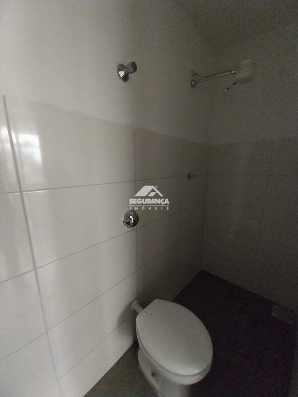 Apartamento para aluguel no Centro: BANHEIRO DCE