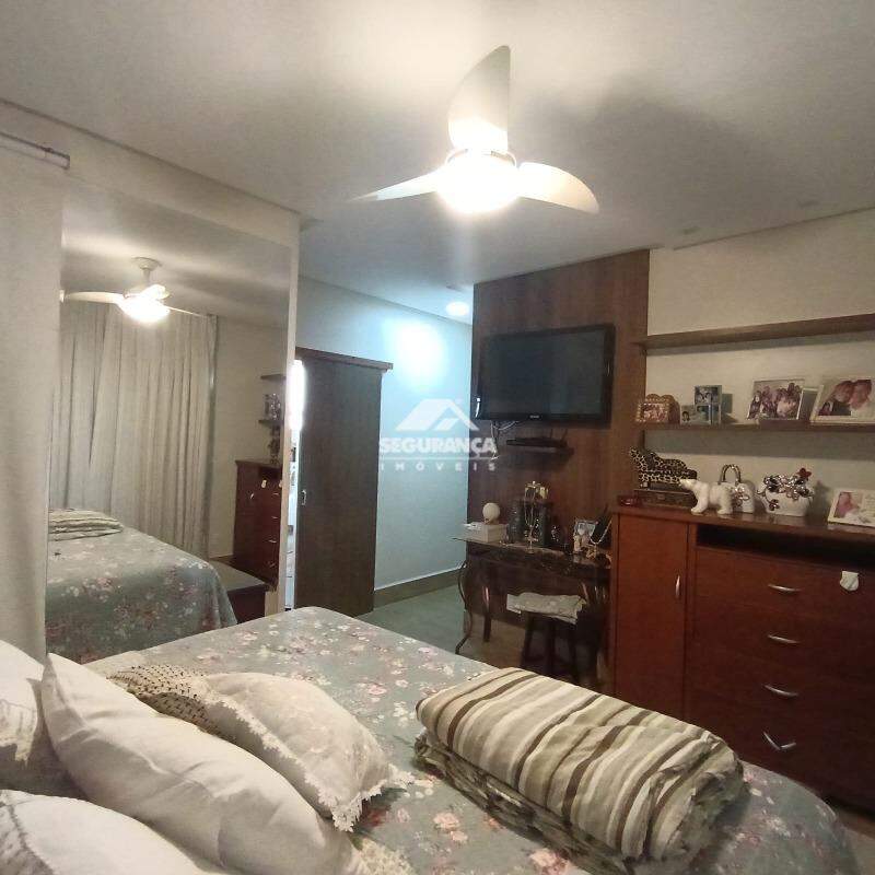 Casa à venda no VILA BRETAS: 