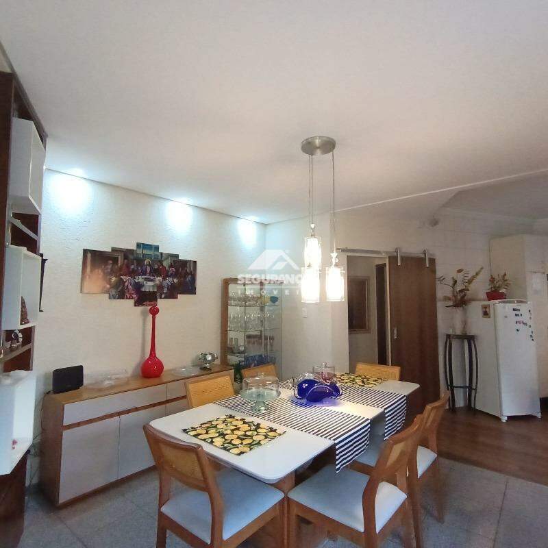 Casa à venda no VILA BRETAS: 