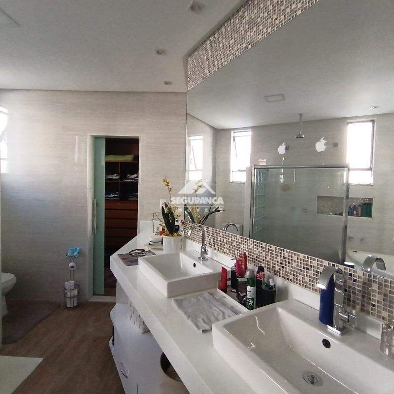 Casa à venda no VILA BRETAS: 
