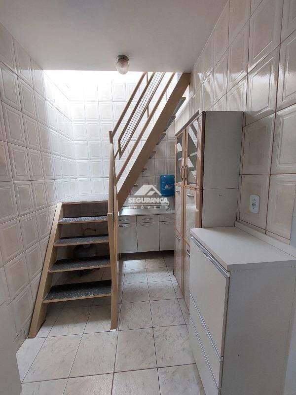 Casa para aluguel no Centro: COZINHA