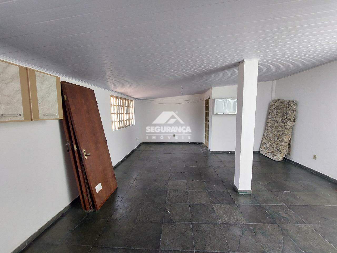 Casa para aluguel no Centro: ÁREA DE SERVIÇO