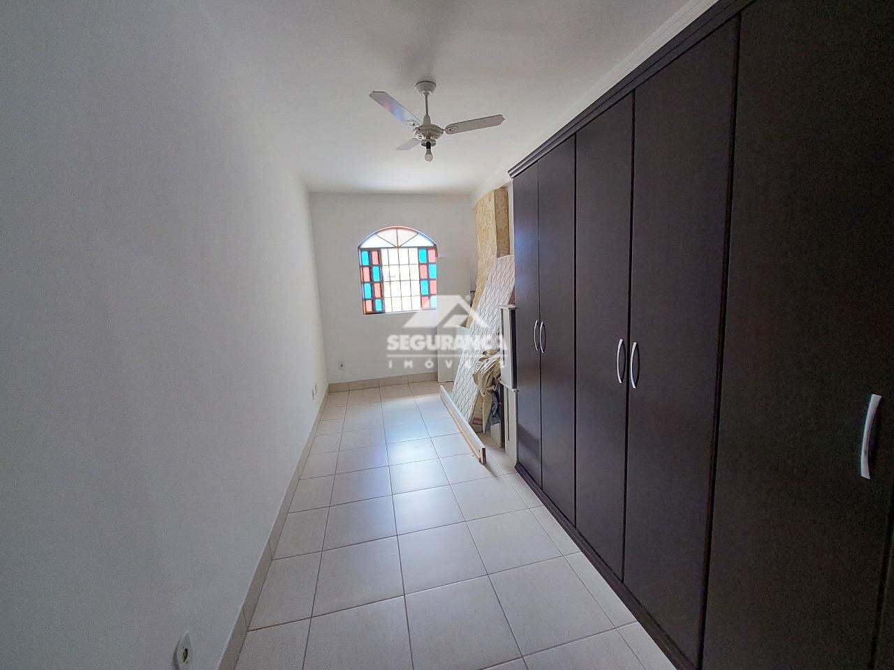 Casa para aluguel no Centro: QUARTO (2)