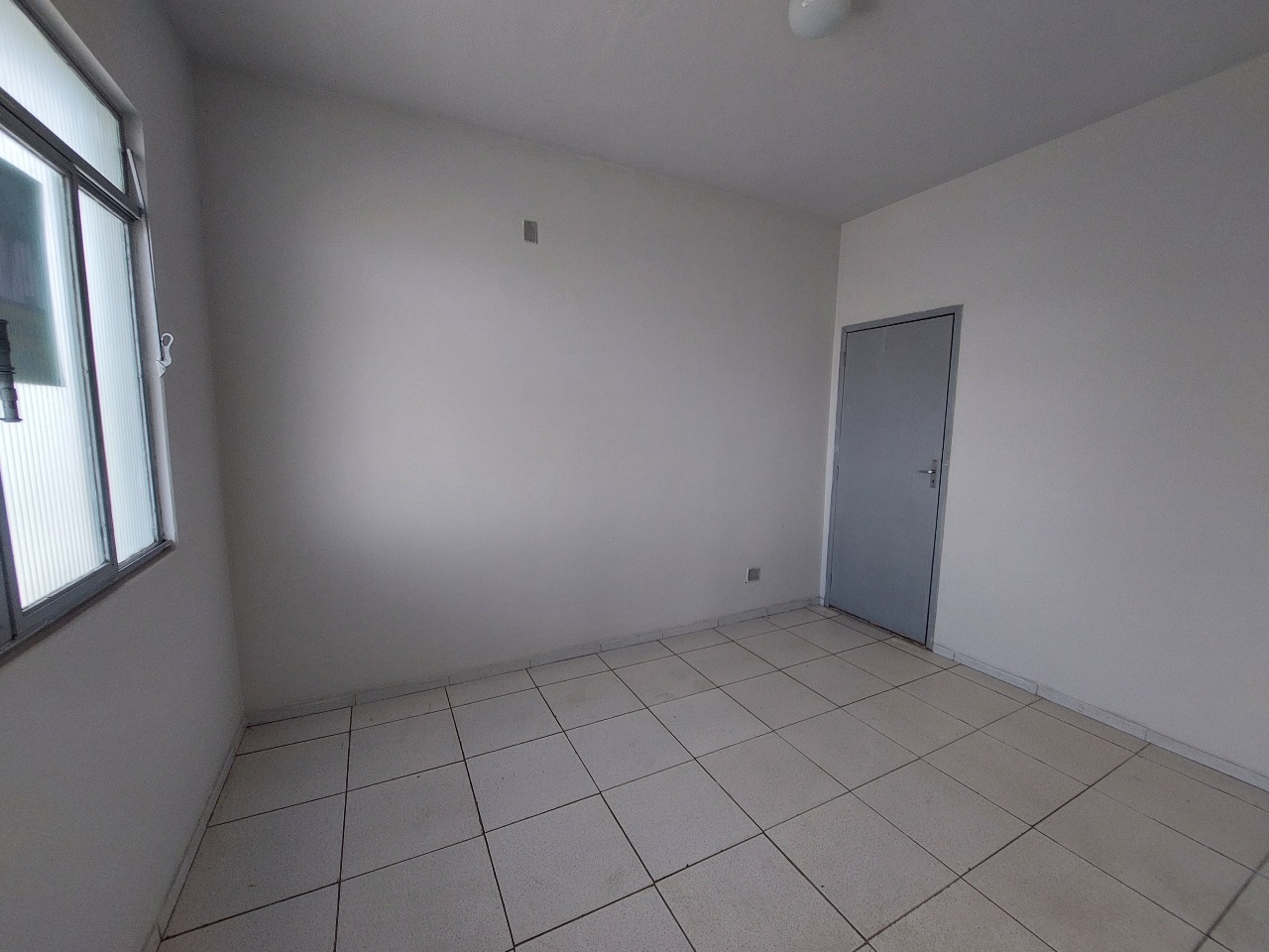 Apartamento para aluguel no VILA ISA: QUARTO 01