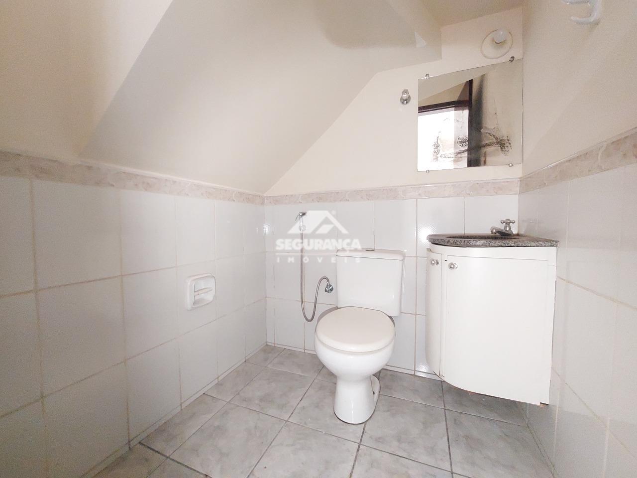 Casa para aluguel no São Pedro: LAVABO 