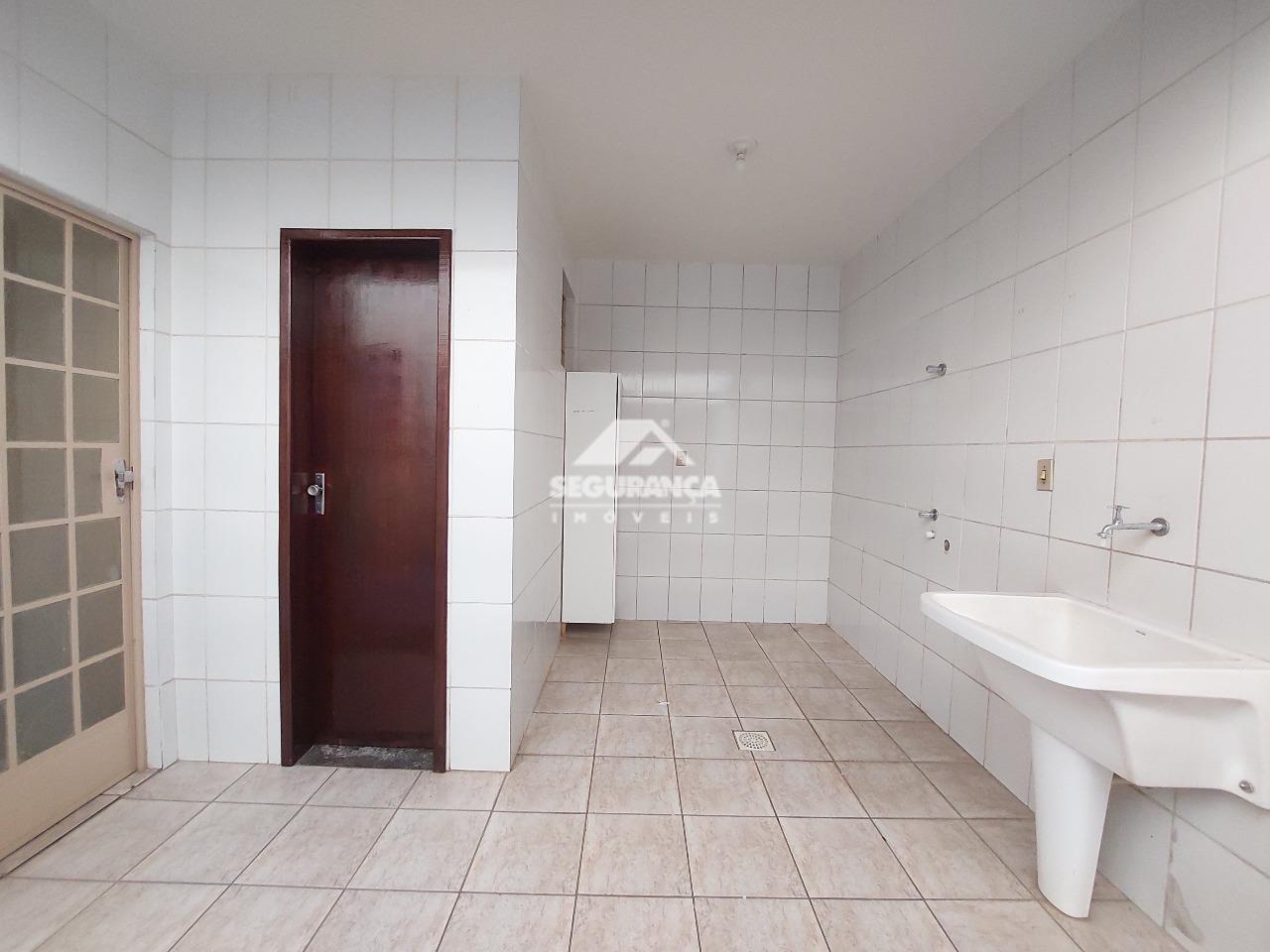 Casa para aluguel no São Pedro: ÁREA DE SERVIÇO 