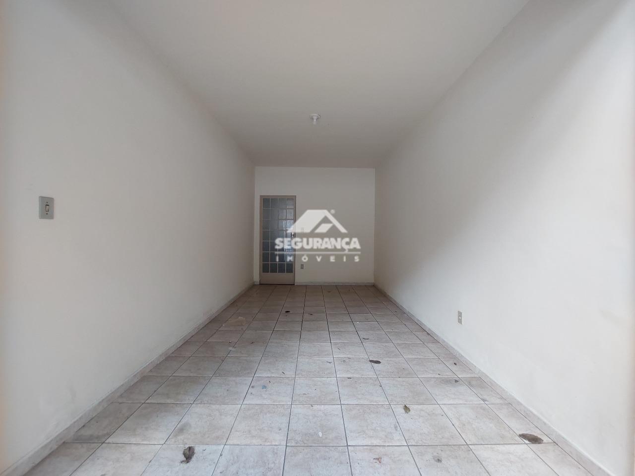 Casa para aluguel no São Pedro: GARAGEM 