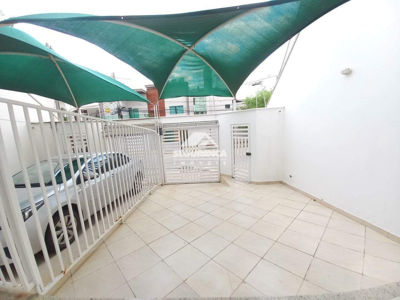 Casa para aluguel no SANTO AGOSTINHO: GARAGEM