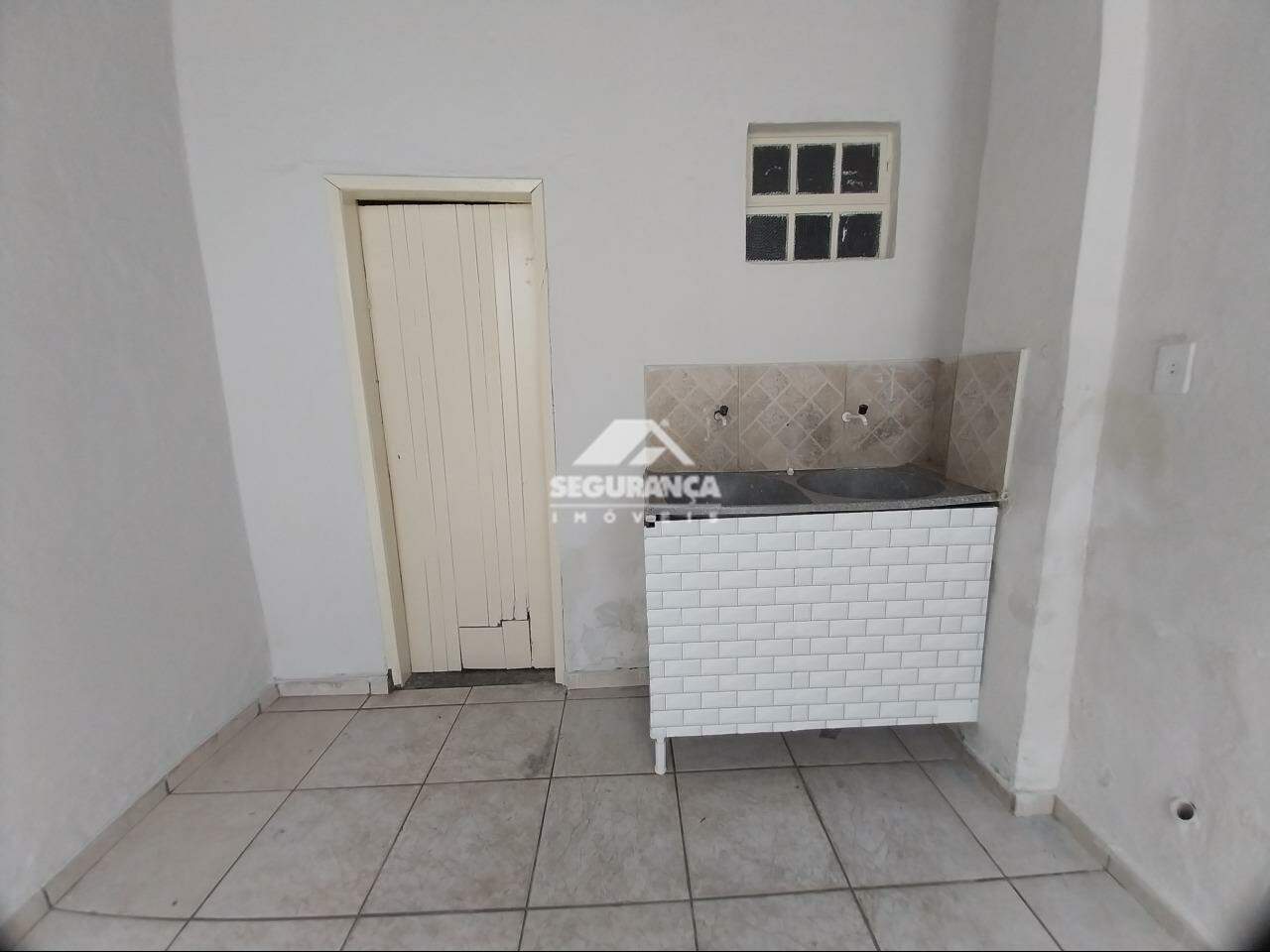 Casa para aluguel no Lourdes: ÁREA DE SERVICO