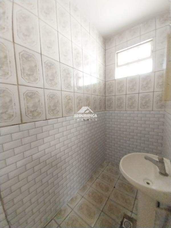 Casa para aluguel no Lourdes: BANHEIRO SOCIAL