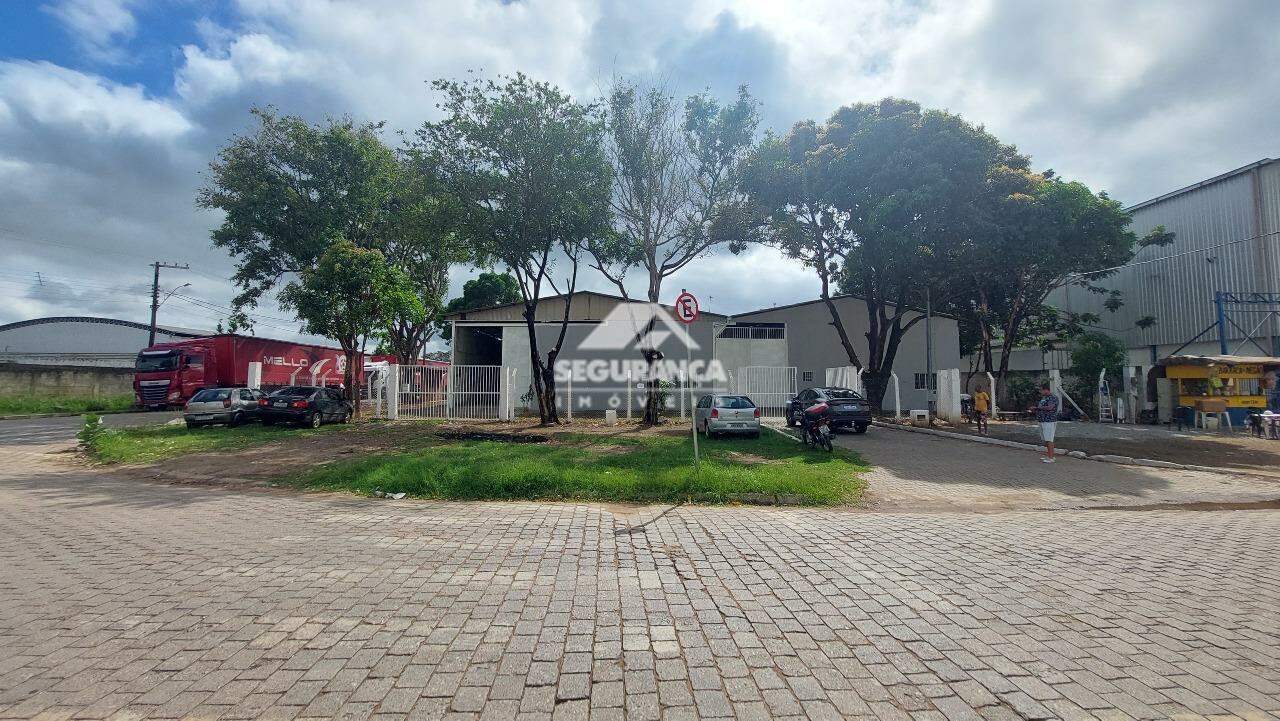 Galpão para aluguel no DISTRITO INDUSTRIAL: FACHADA