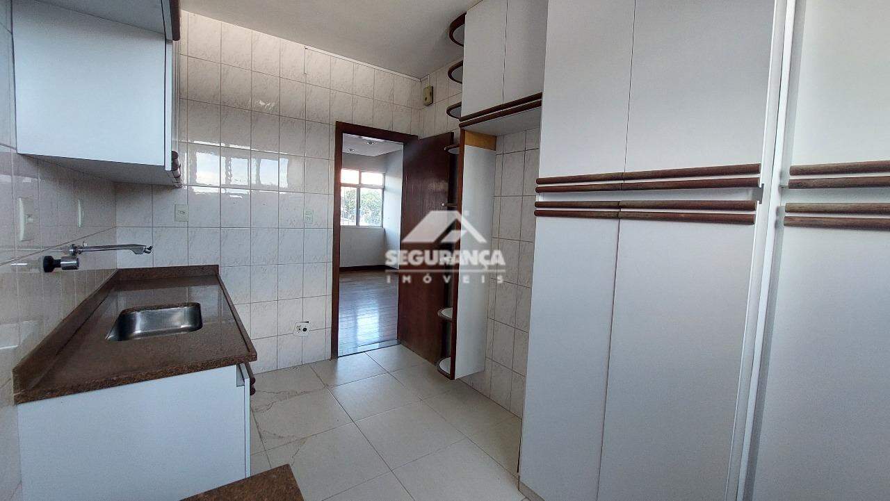 Apartamento para aluguel no Centro: COZINHA