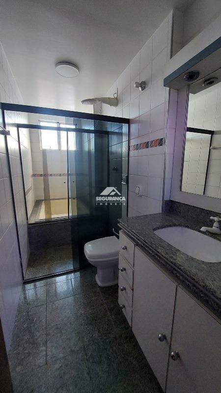 Apartamento para aluguel no Centro: BANHEIRO SUÍTE