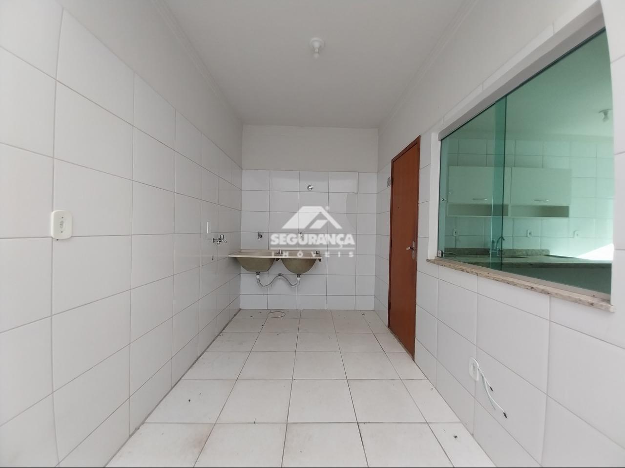 Casa para aluguel no Cidade Nova: ÁREA DE SERVIÇO