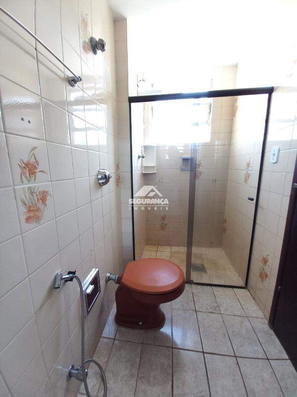 Apartamento para aluguel no ESPLANADINHA: BANHEIRO SUÍTE