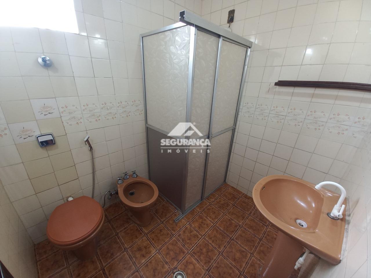 Casa para aluguel no VILA BRETAS: BANHEIRO SOCIAL 