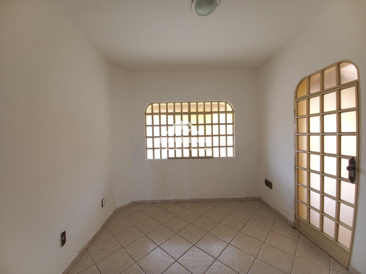 Casa para aluguel no GRA DUQUESA: SALA