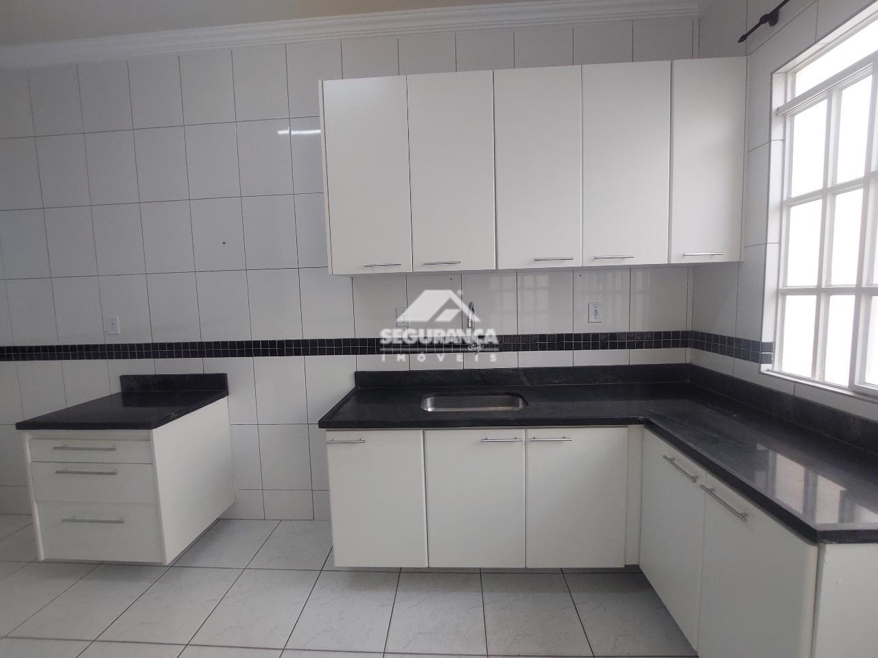 Casa para aluguel no GRA DUQUESA: COZINHA