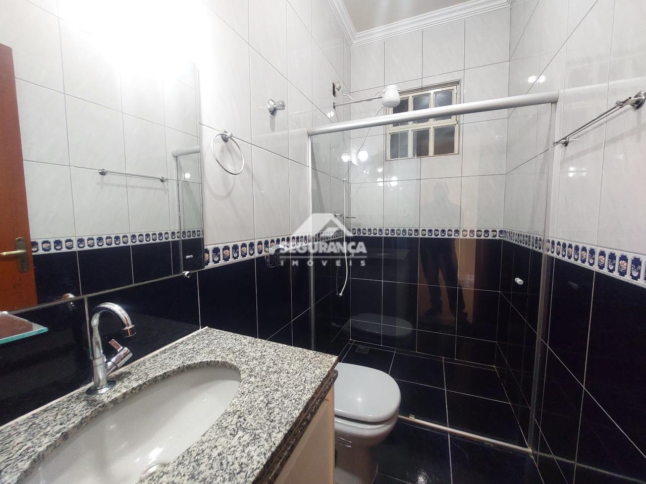 Casa para aluguel no GRA DUQUESA: BANHEIRO SOCIAL