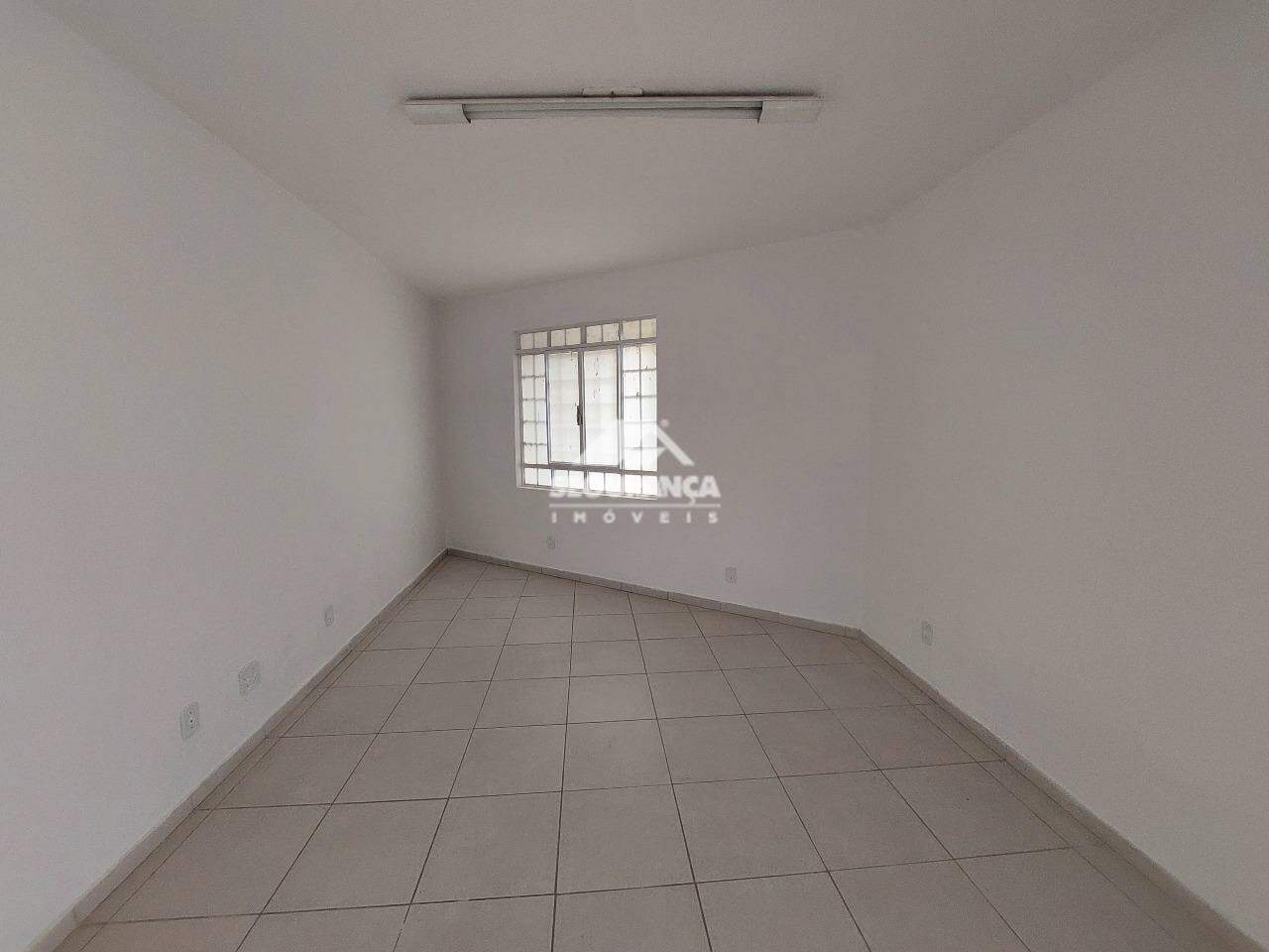 Apartamento para aluguel no Centro: QUARTO
