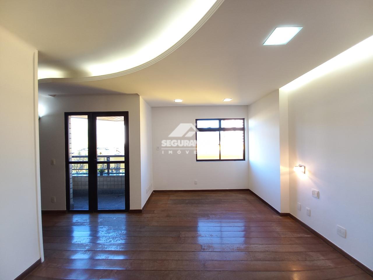 Apartamento para aluguel no Centro: SUÍTE MASTER