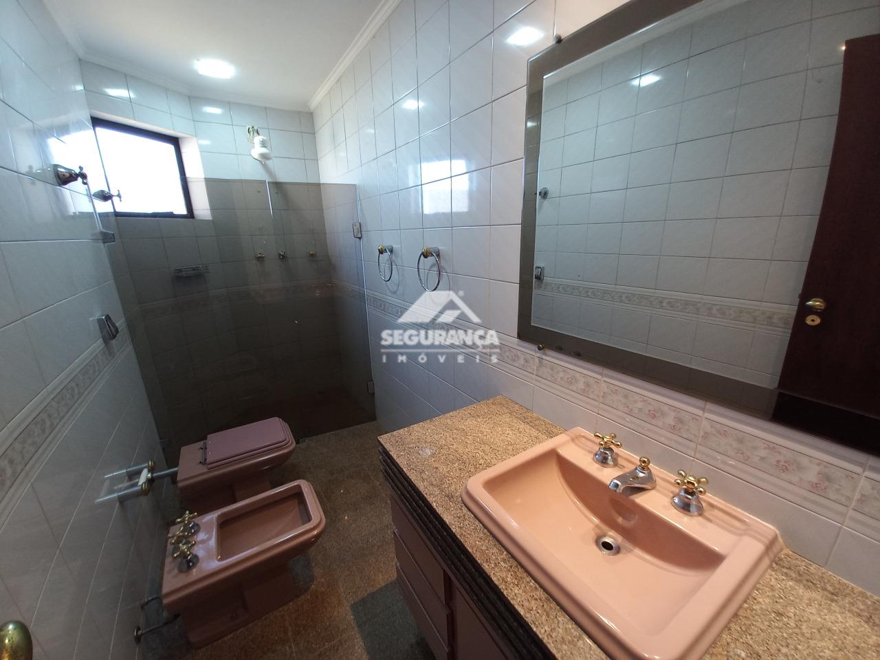 Apartamento para aluguel no Centro: BANHEIRO SUÍTE (1)