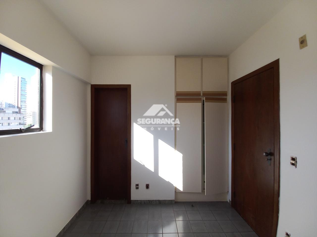 Apartamento para aluguel no Centro: DCE