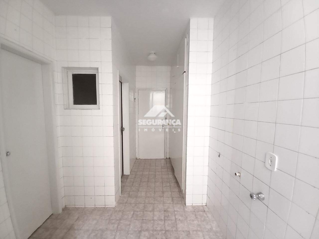 Apartamento para aluguel no Centro: DCE