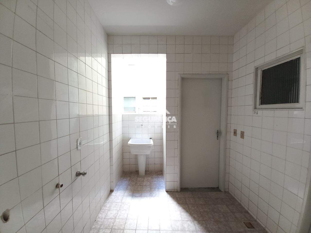 Apartamento para aluguel no Centro: ÁREA DE SERVIÇO