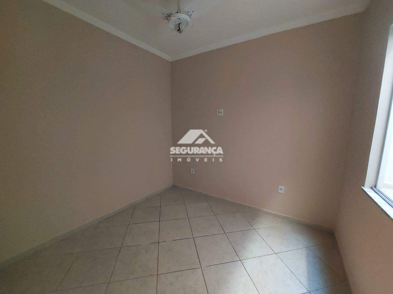 Casa para aluguel no GRA DUQUESA: QUARTO 01