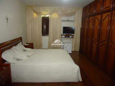Casa para aluguel no Centro: 