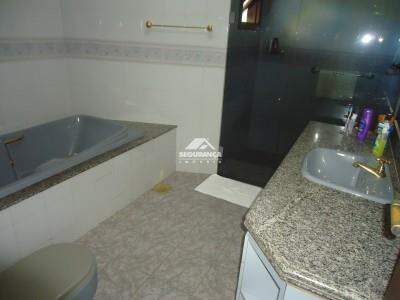 Casa para aluguel no Centro: 