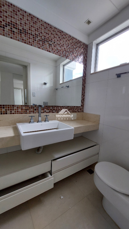 Apartamento para aluguel no ESPLANADINHA: BANHEIRO SUÍTE