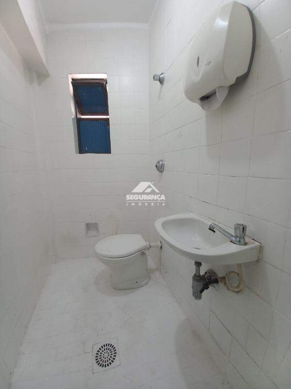 Loja para aluguel no Centro: LAVABO(2)