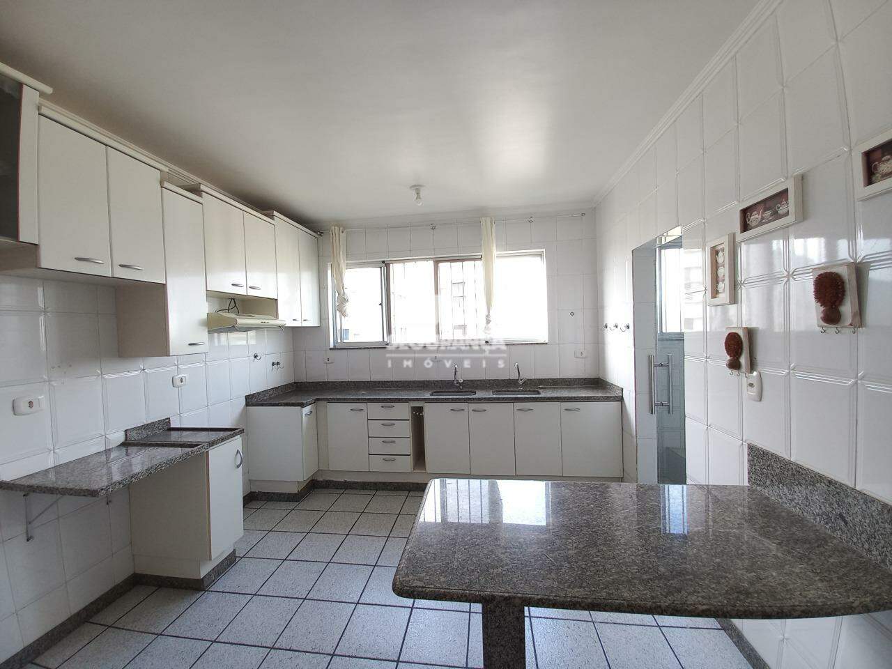 Apartamento para aluguel no ESPLANADINHA: COZINHA